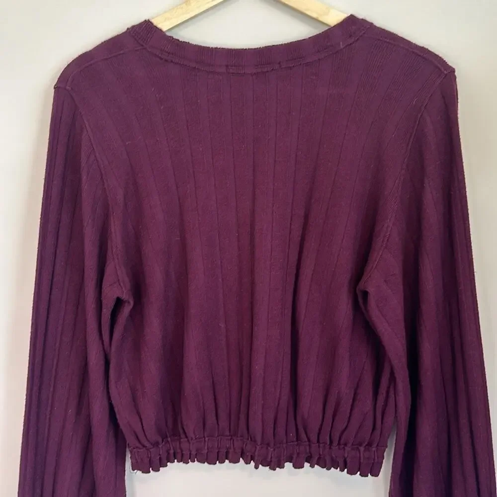 Free People questions leave